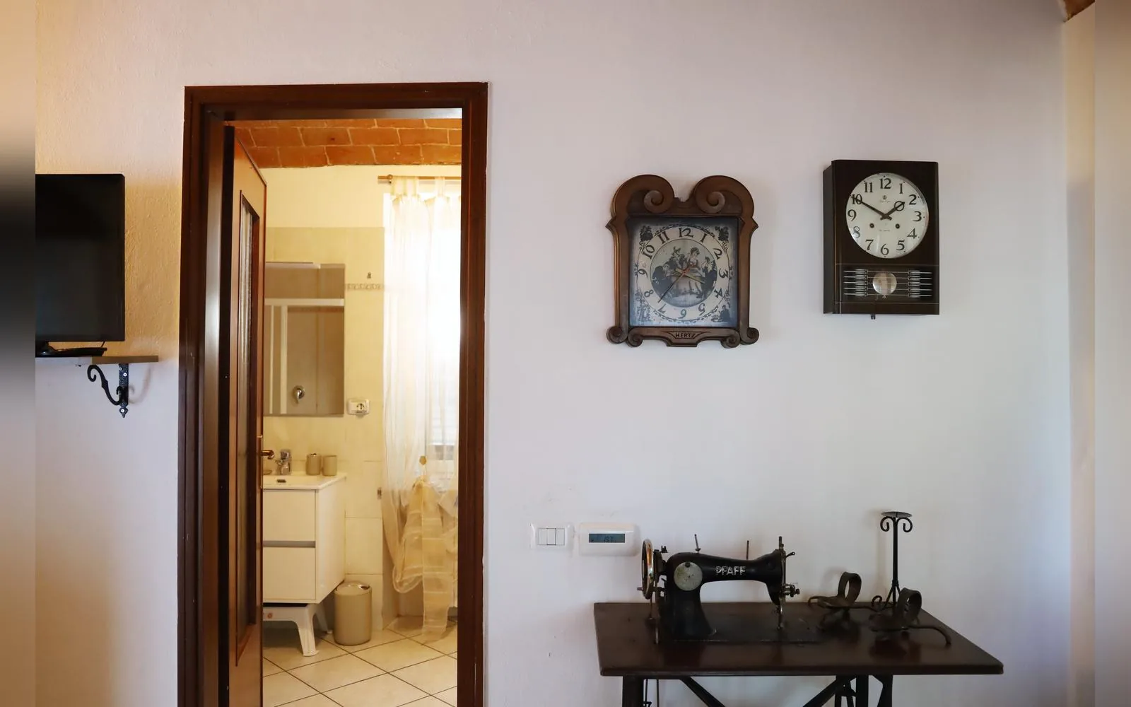 Camera di Casa del Miglio, Castell'Alfero (Piemonte) (foto 59)